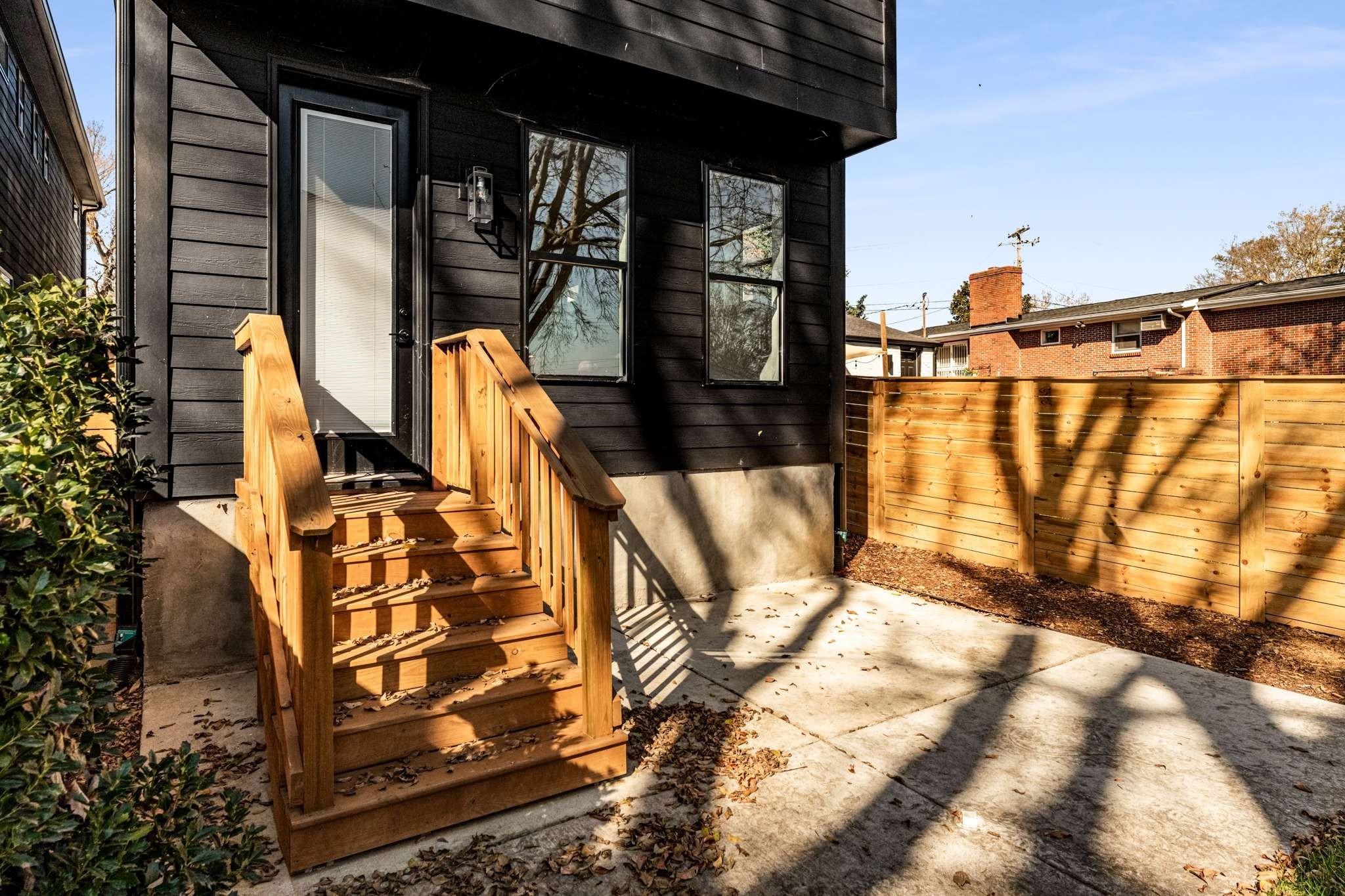 2412 18th Ave N Unit: B