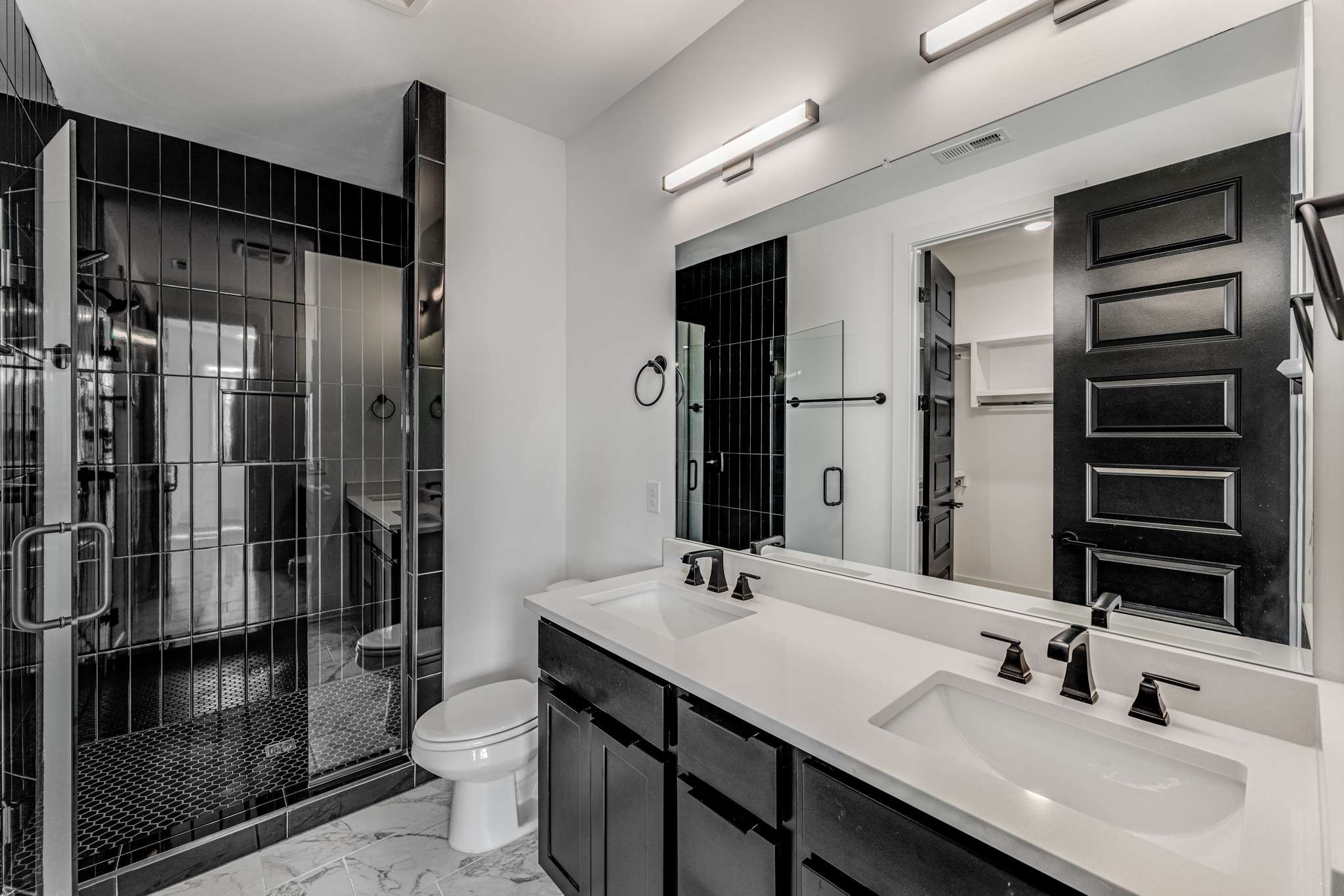 2412 18th Ave N Unit: B