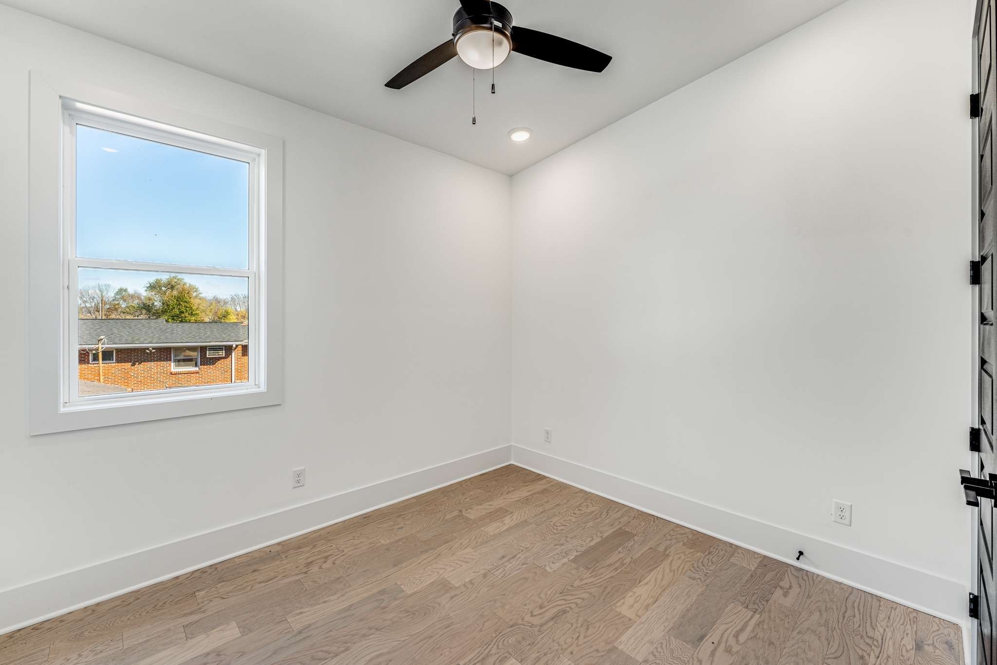 2412 18th Ave N Unit: B