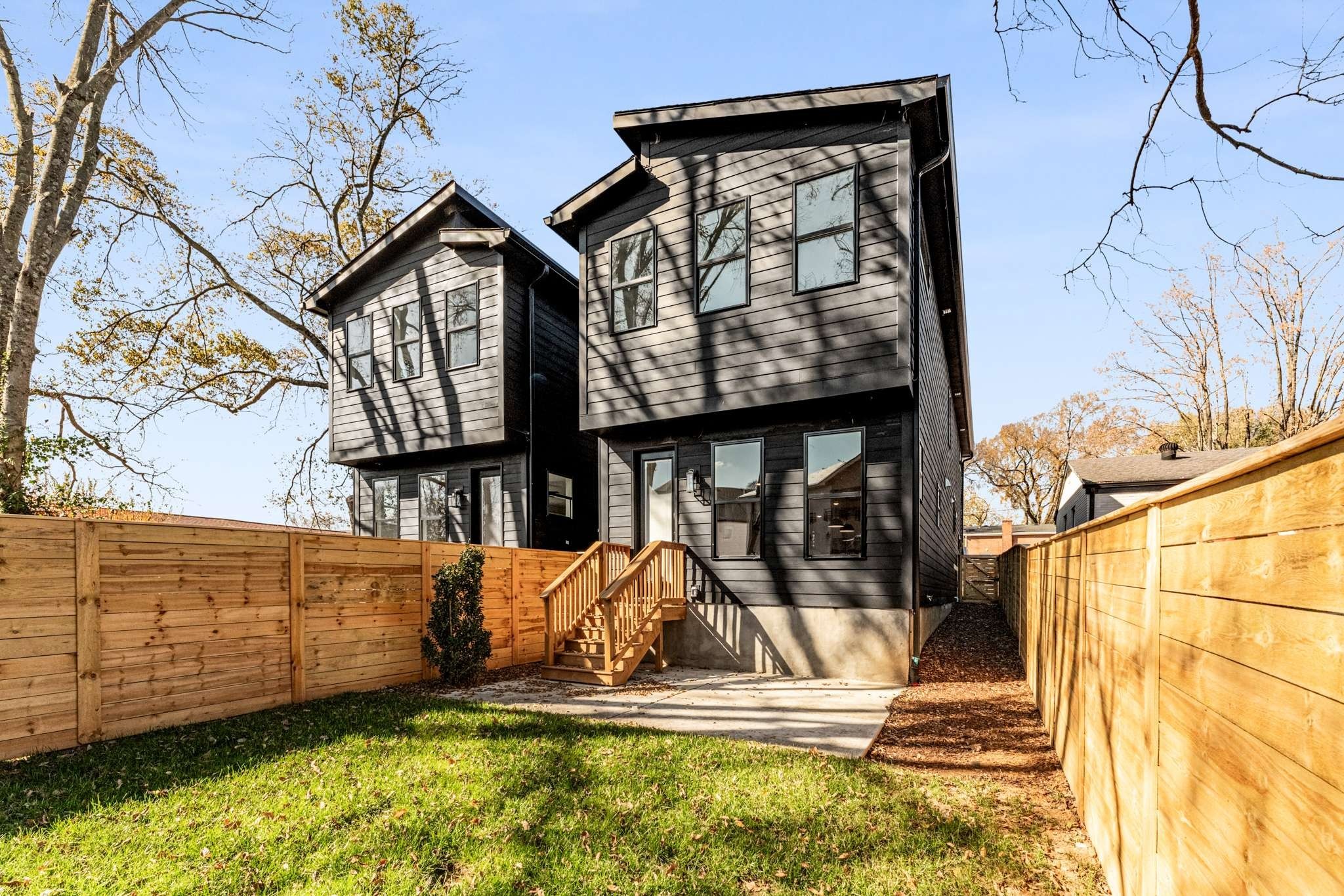 2412 18th Ave N Unit: B