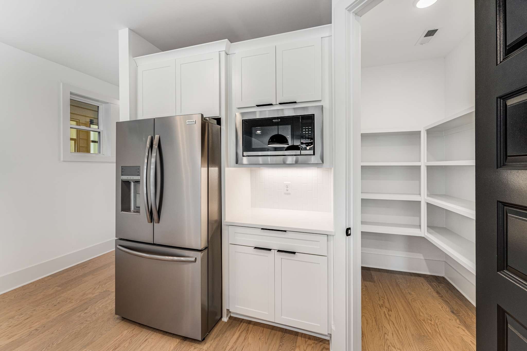 2412 18th Ave N Unit: B