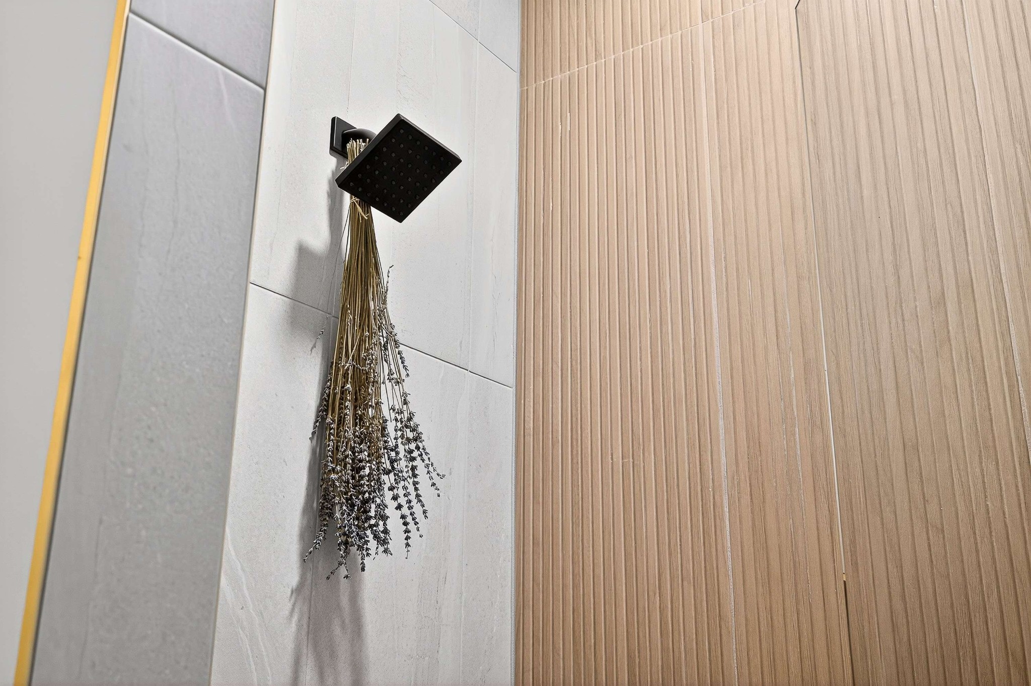 314 E Trinity Ln Unit: 4