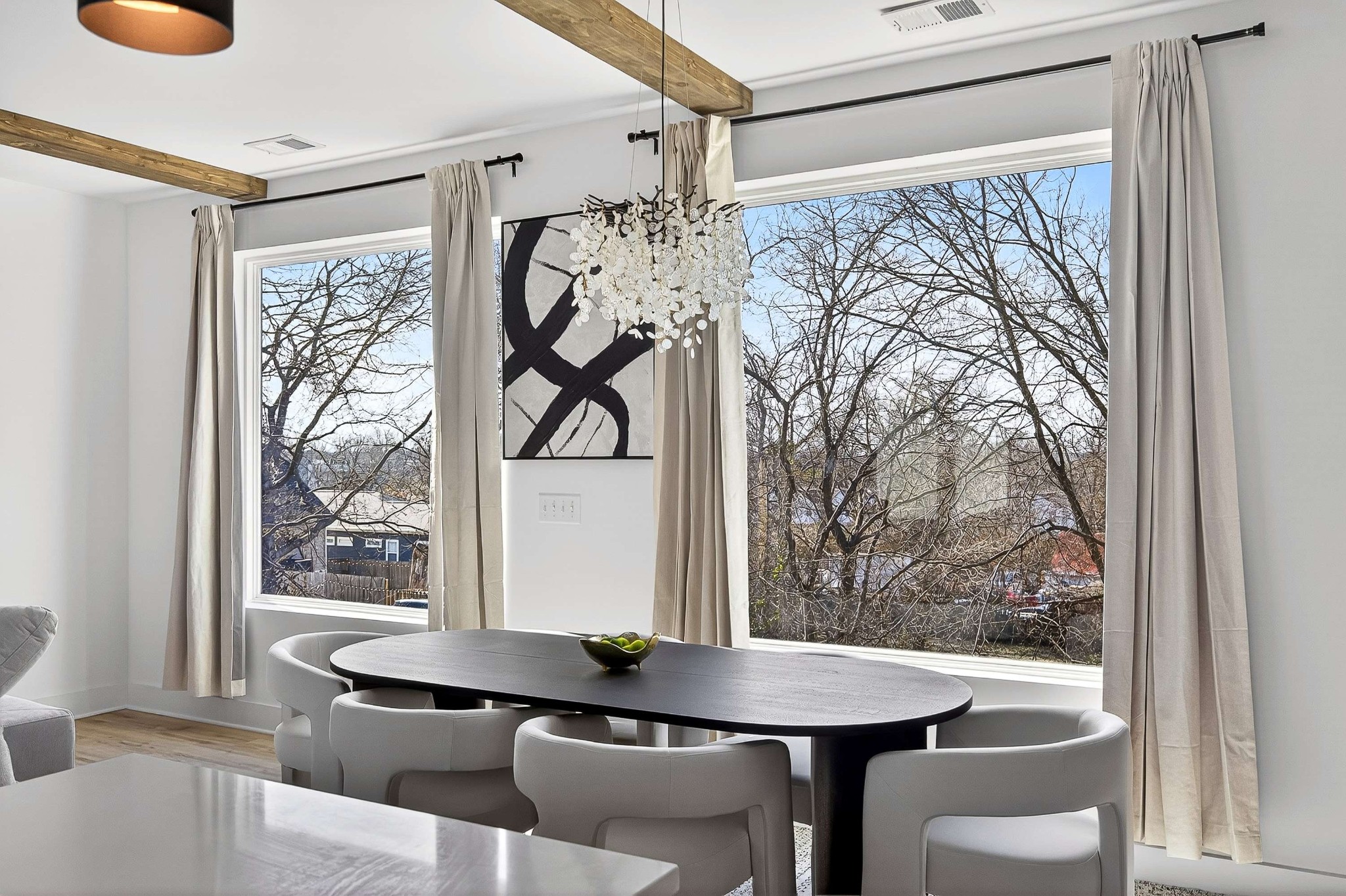 314 E Trinity Ln Unit: 3