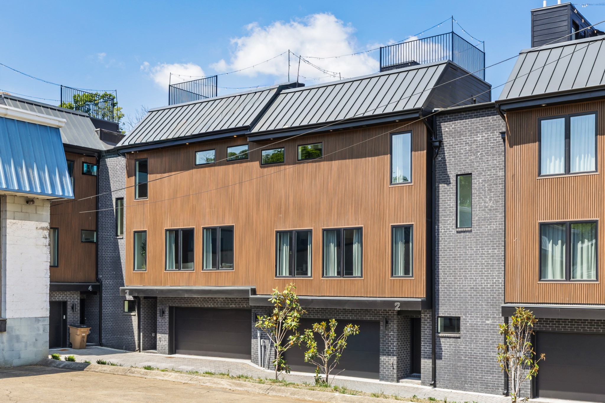 314 E Trinity Ln Unit: 3