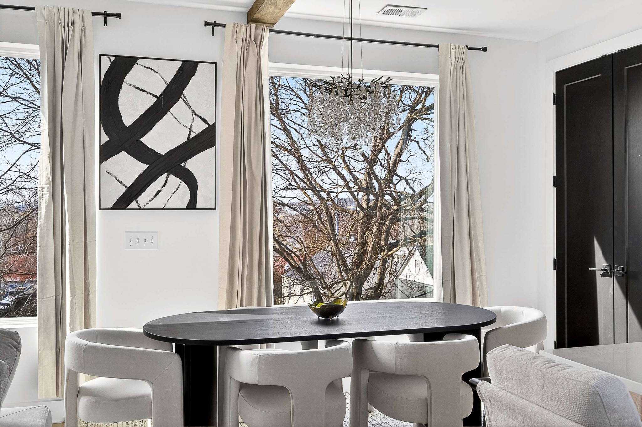 314 E Trinity Ln Unit: 3