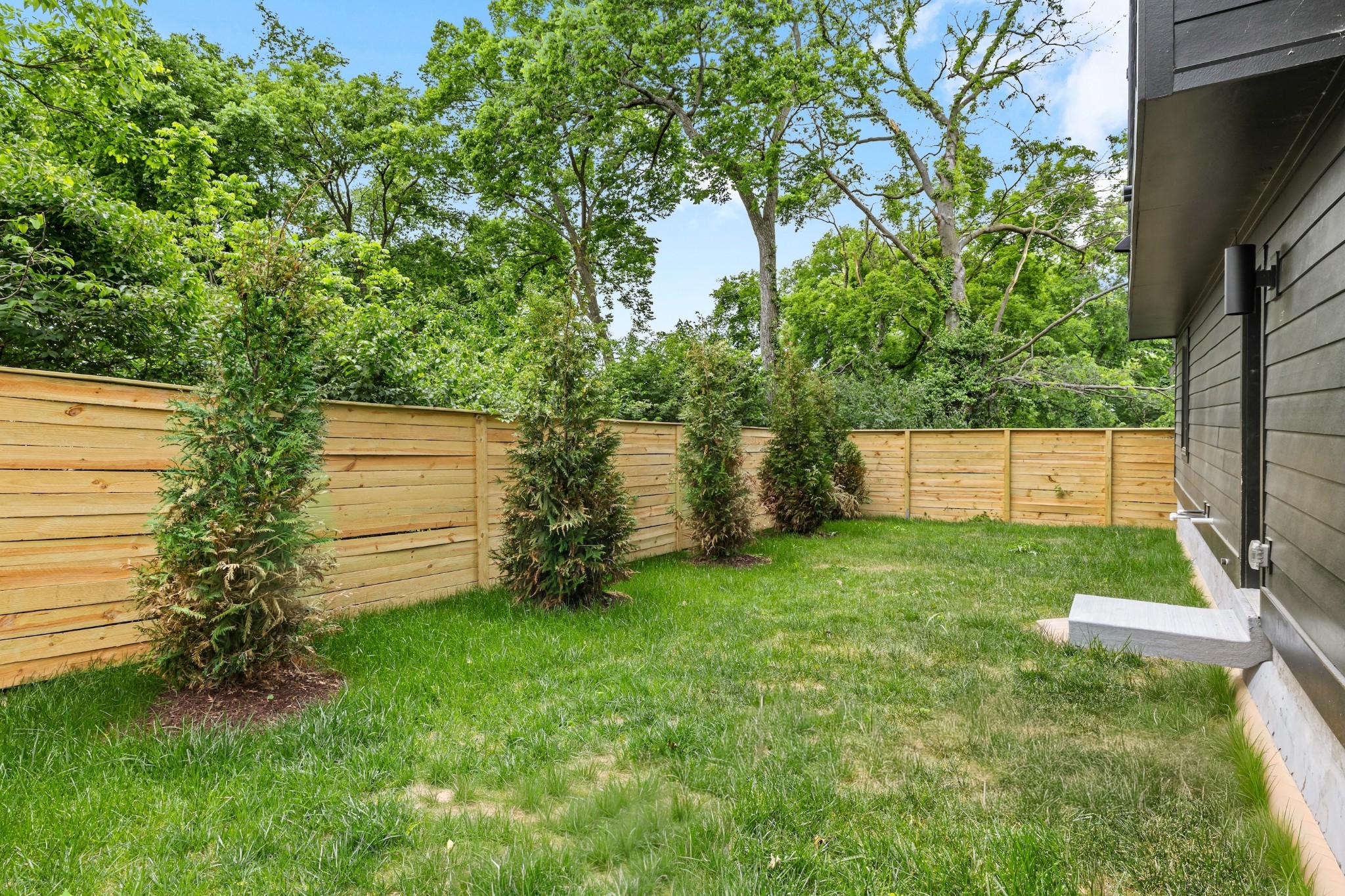 314 E Trinity Ln Unit: 1,2,3,4