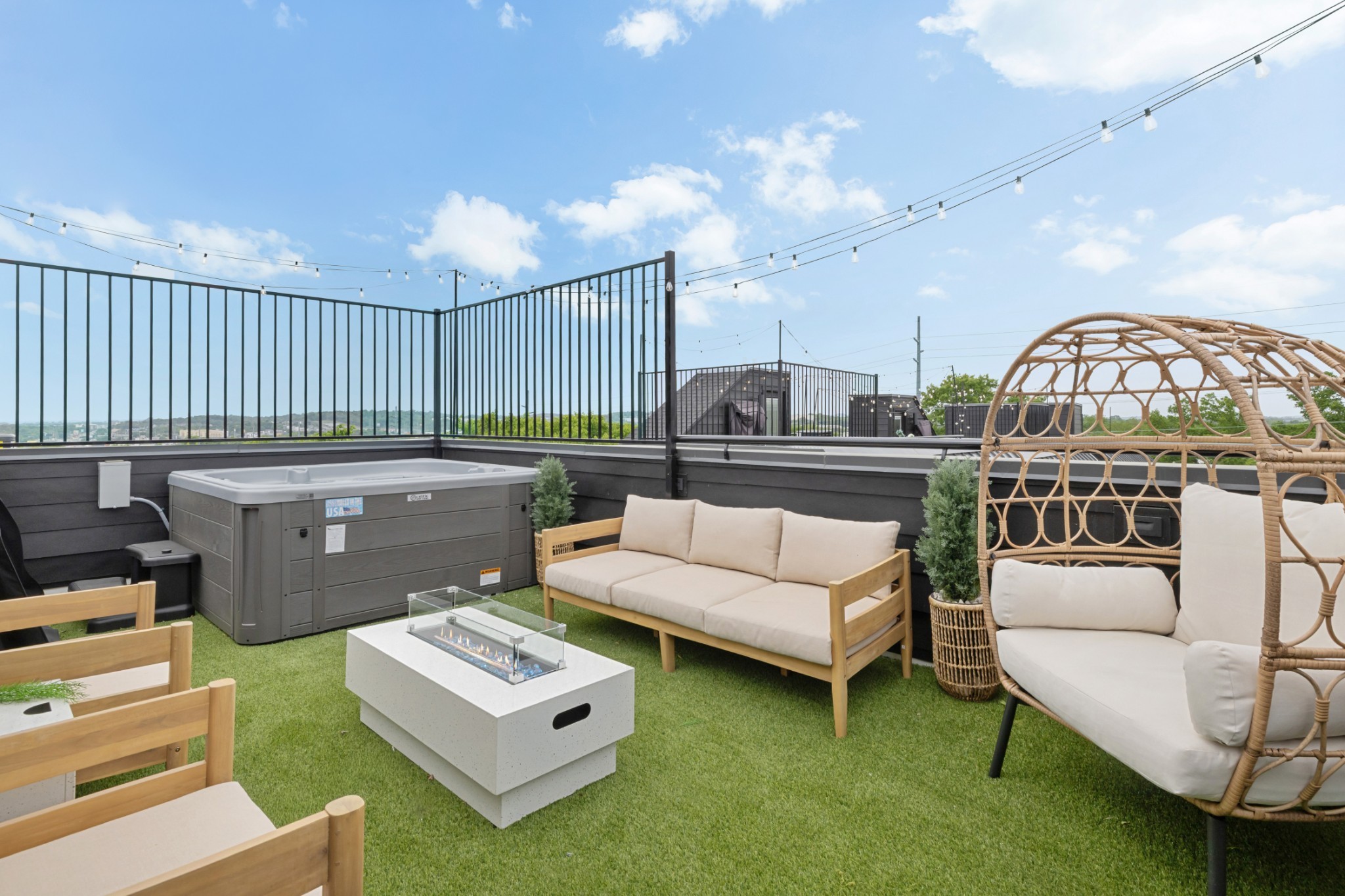 314 E Trinity Ln Unit: 1,2,3,4