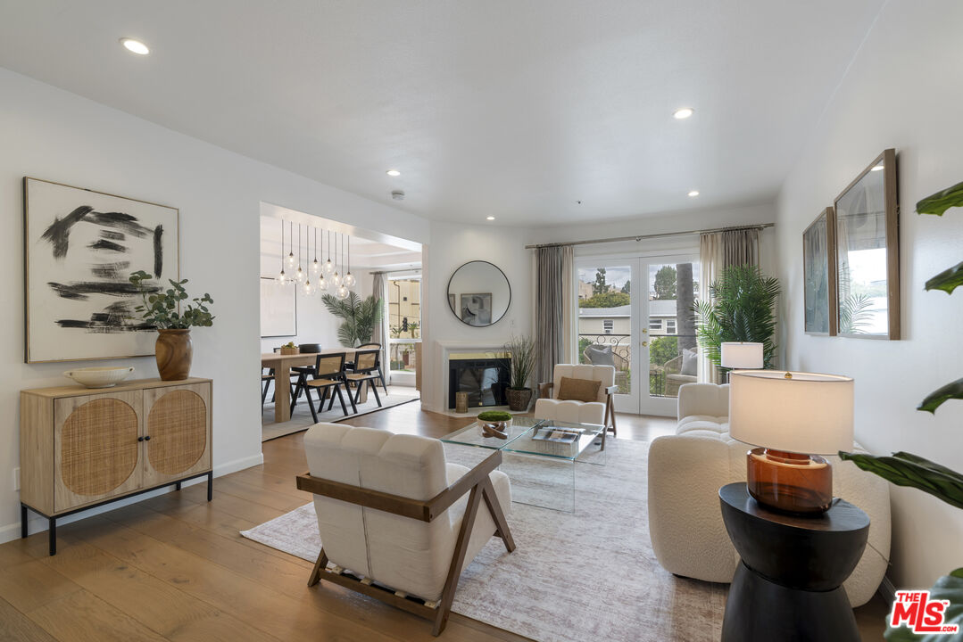 11690 Montana Ave Unit: 201