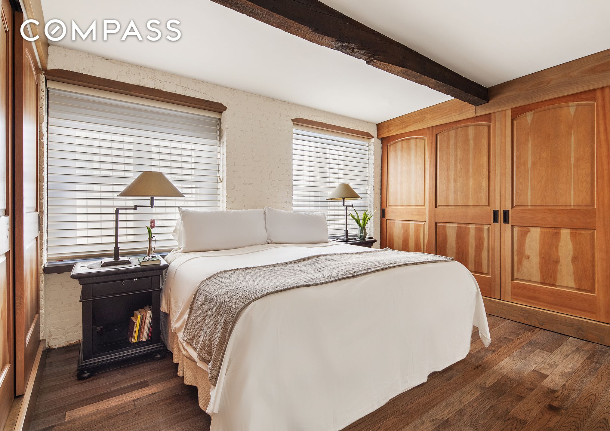 300 E 4th Street 5CD