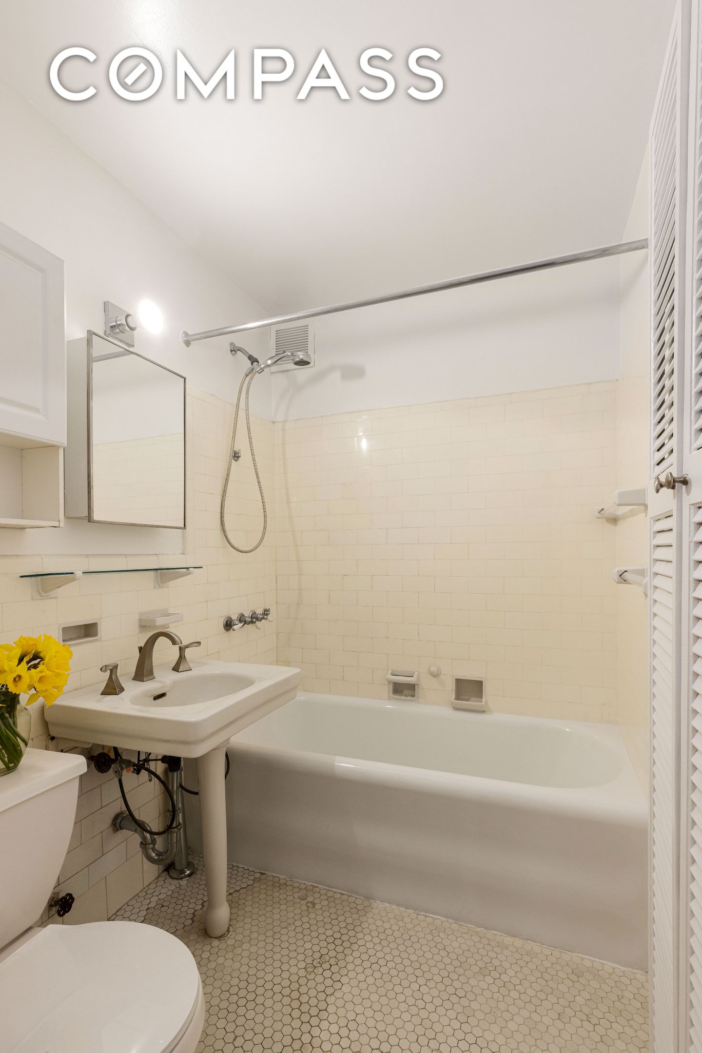 235 W 102nd Street 4E