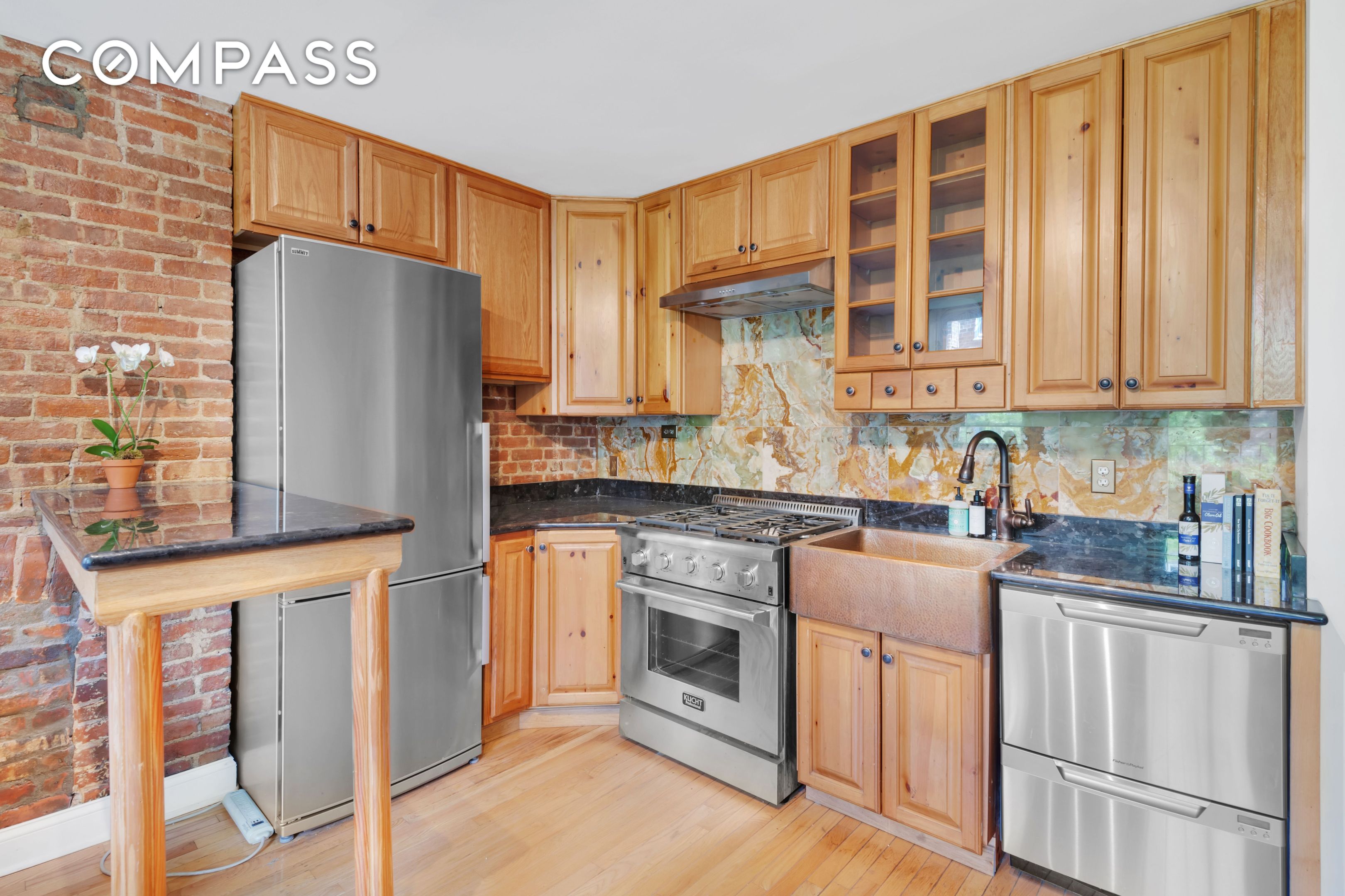 220 E 82nd Street 4RW