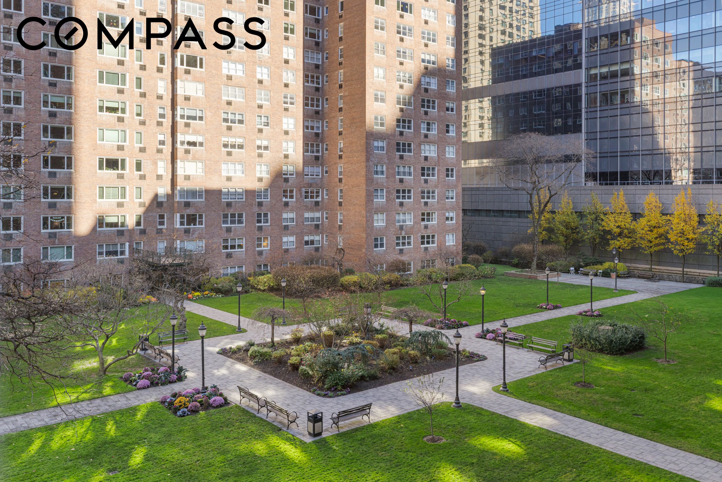 345 W 58th Street 4Y