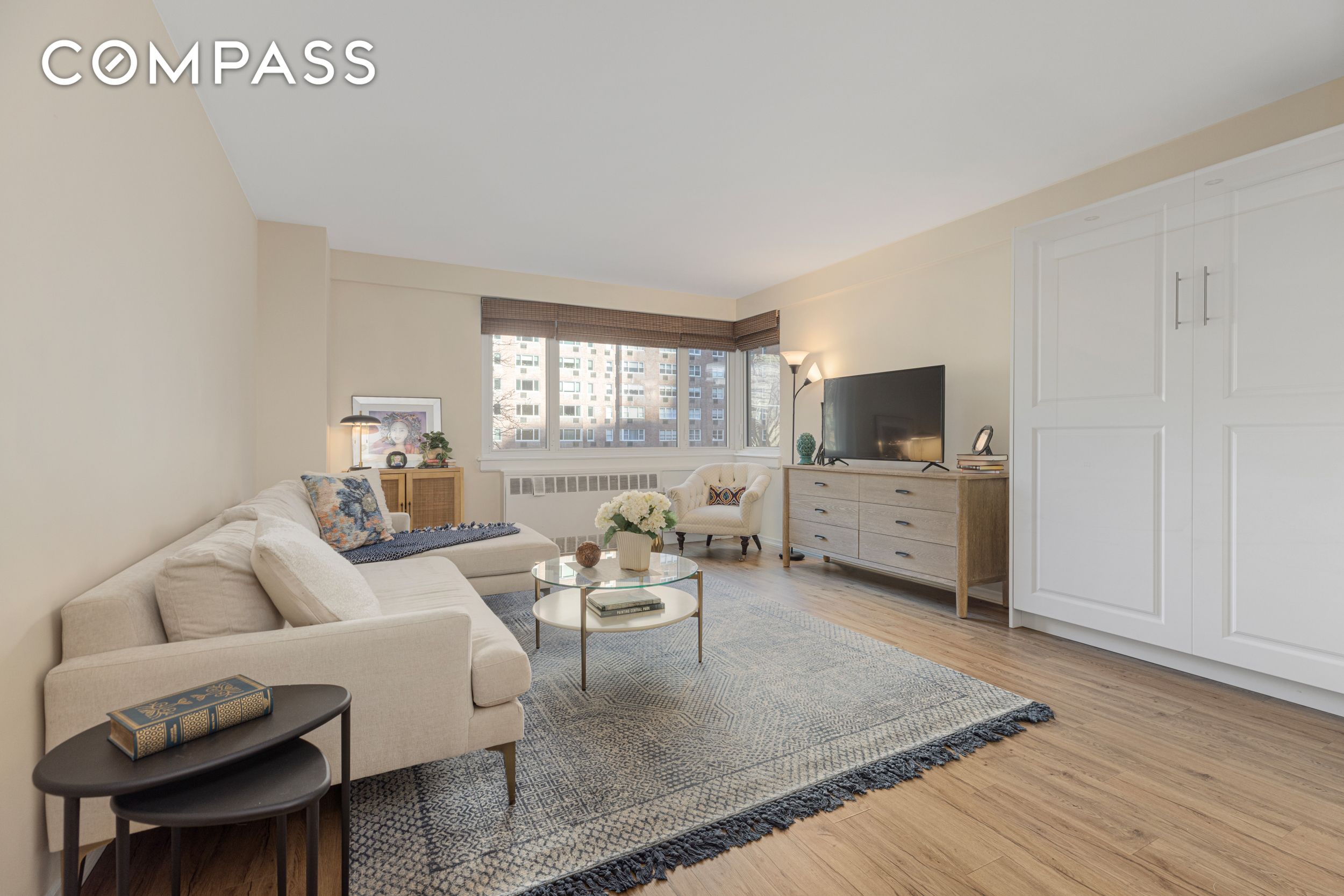 345 W 58th Street 4Y