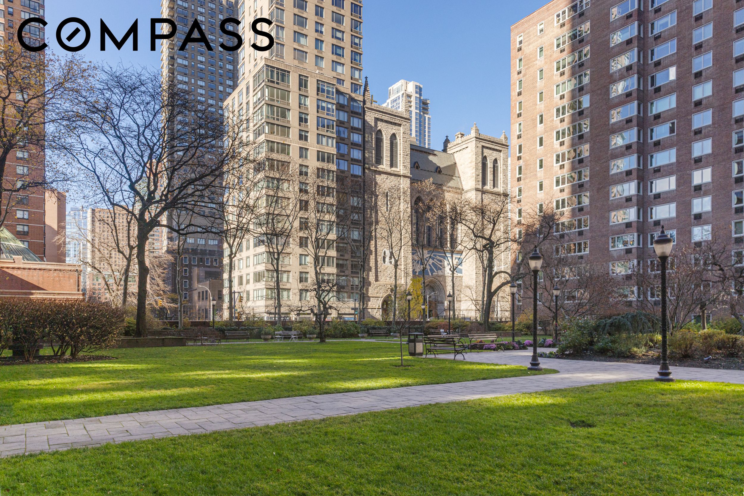 345 W 58th Street 4Y
