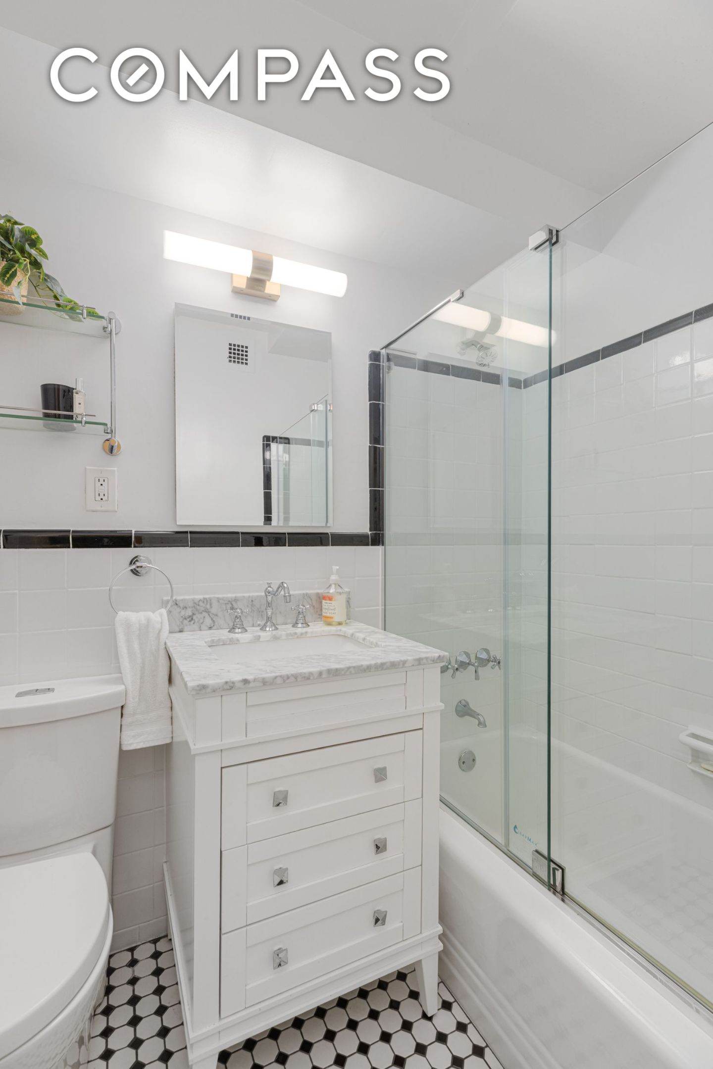 345 W 58th Street 4Y