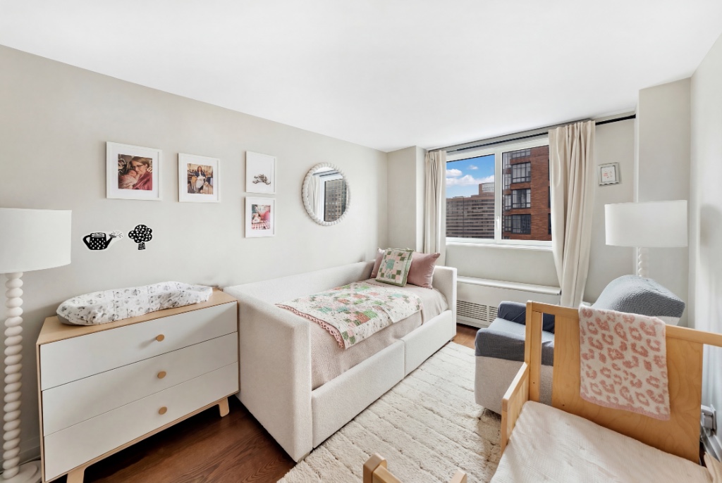 200 E 94th Street 2315