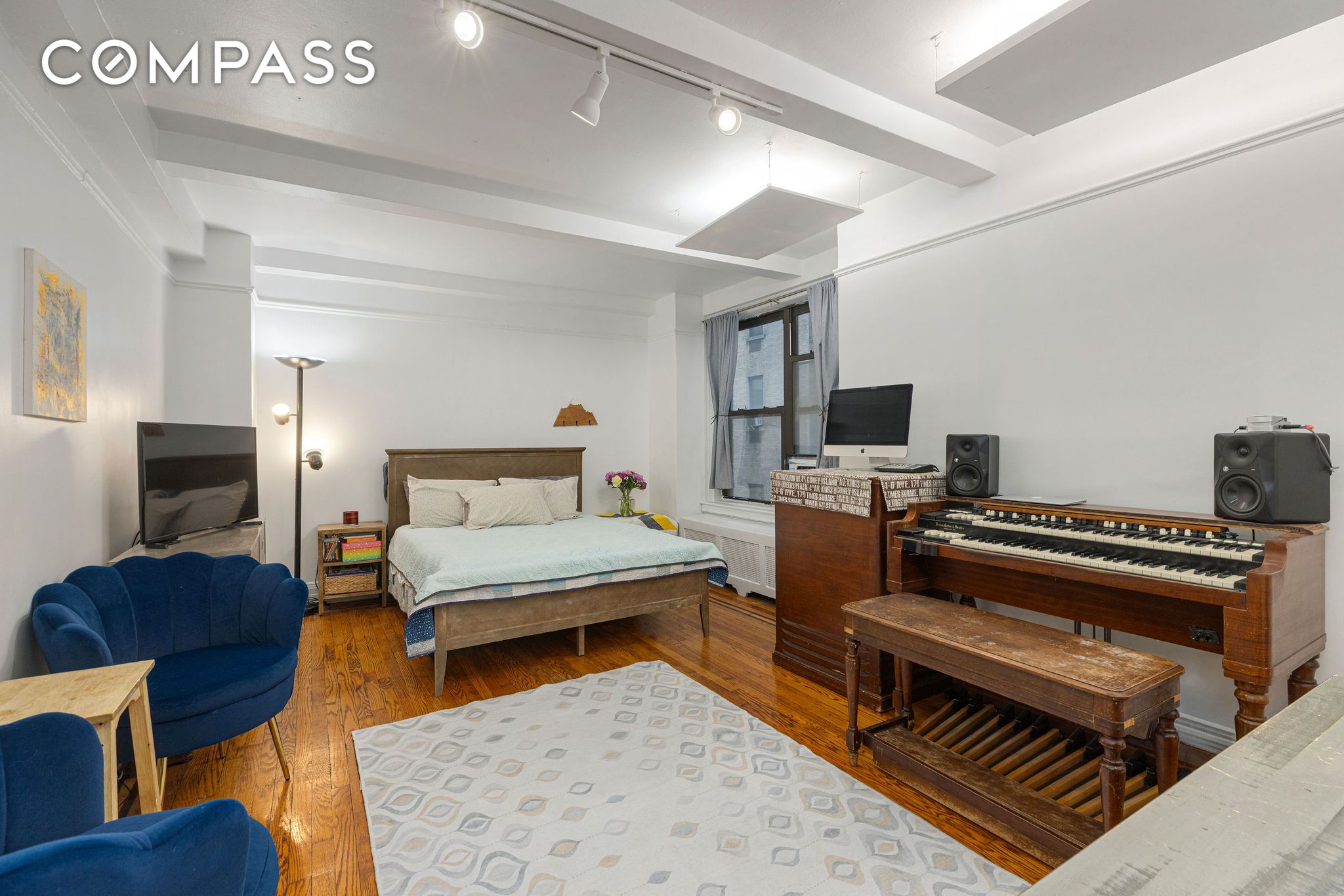 235 W 102nd Street 5W