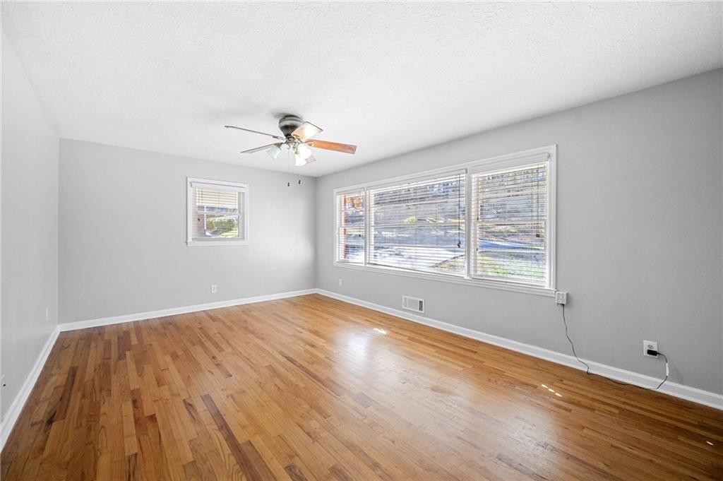 397 Waterford Road NW