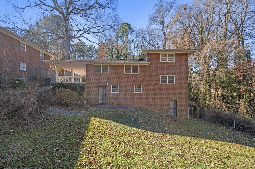 397 Waterford Road NW