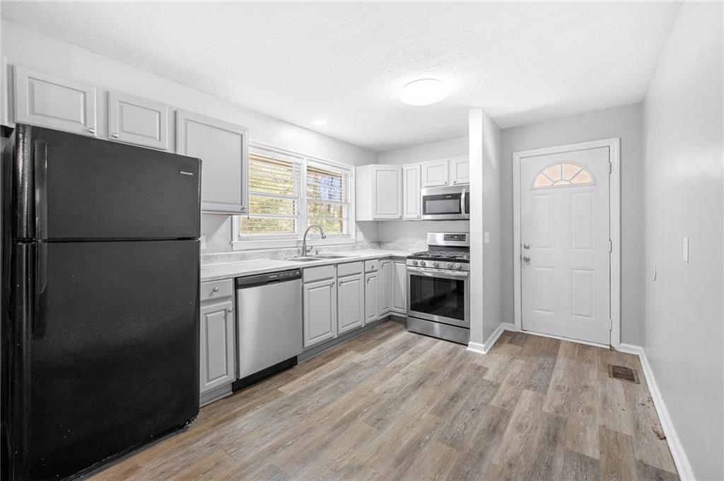 397 Waterford Road NW