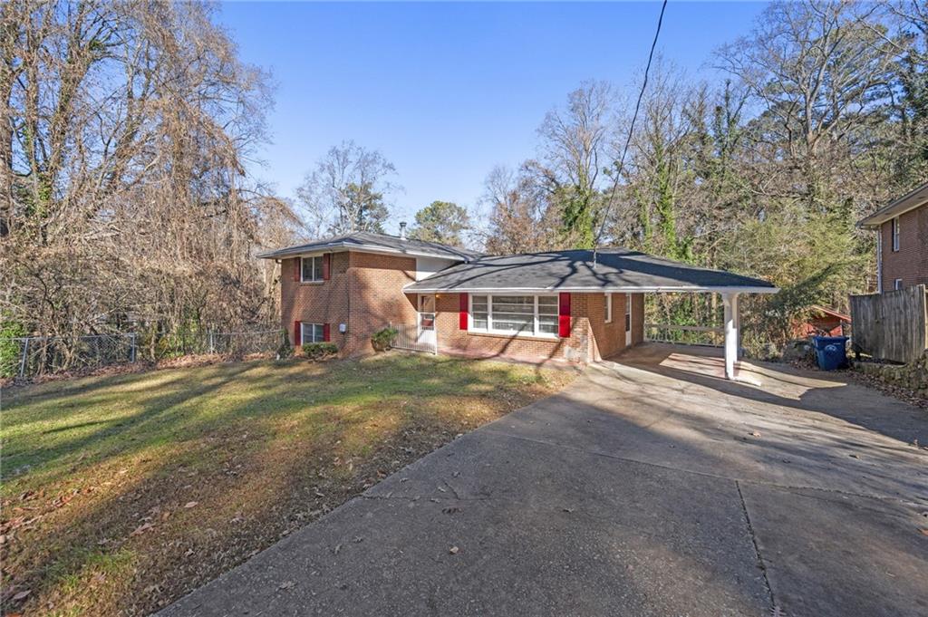 397 Waterford Road NW