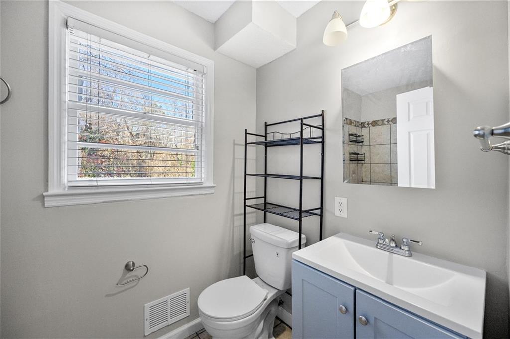 397 Waterford Road NW