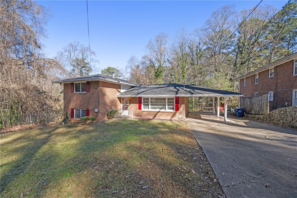 397 Waterford Road NW