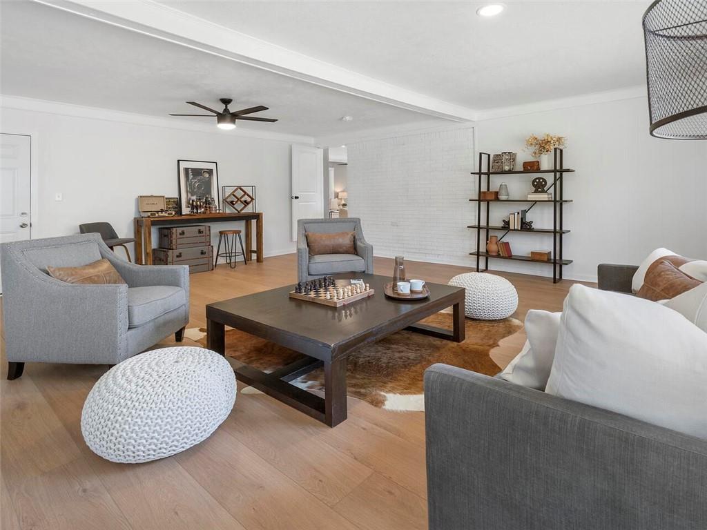 3669 Herschel Road