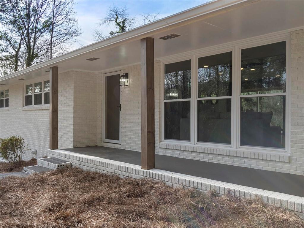 3669 Herschel Road
