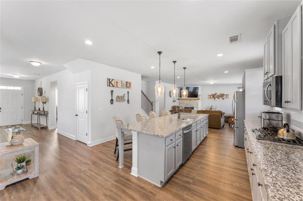 10 Fanleaf Drive