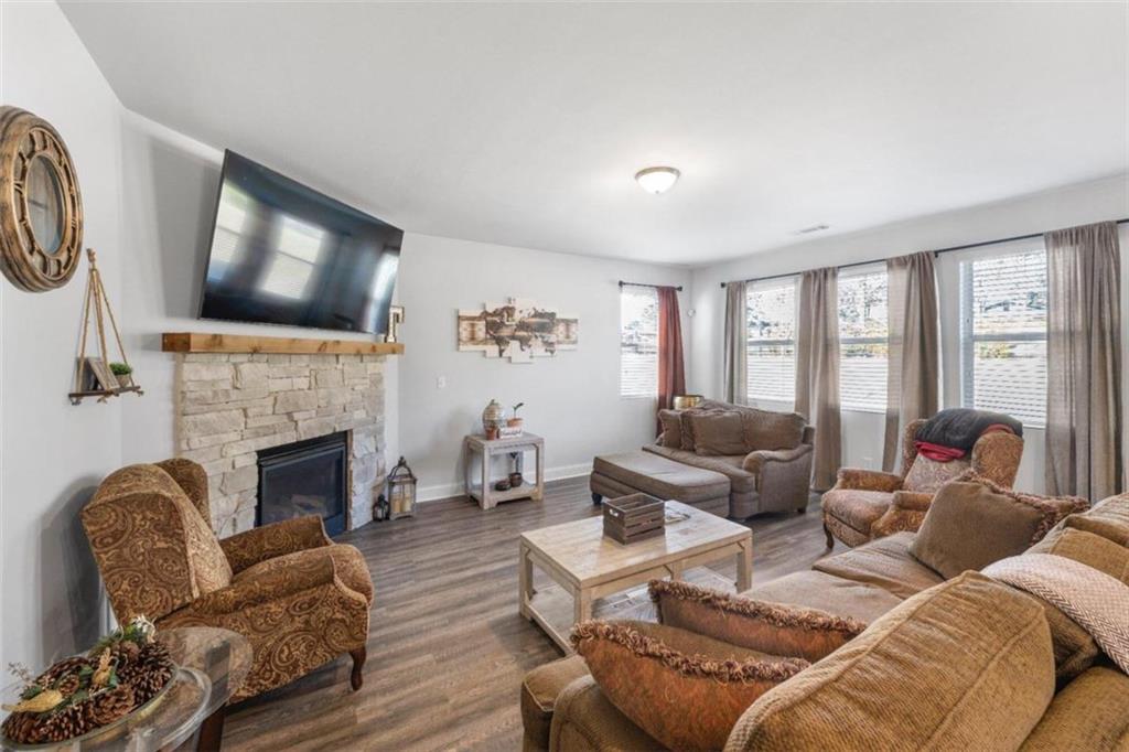10 Fanleaf Drive