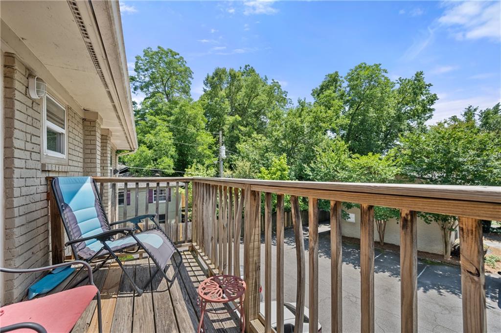 2023 Oakview Road SE Unit 121