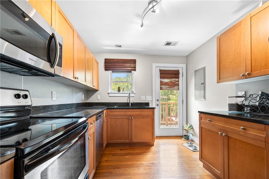 2023 Oakview Road SE Unit 121