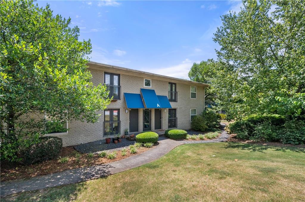 2023 Oakview Road SE Unit 121