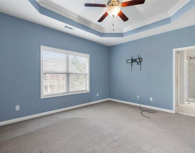 2123 W Village Lane SE