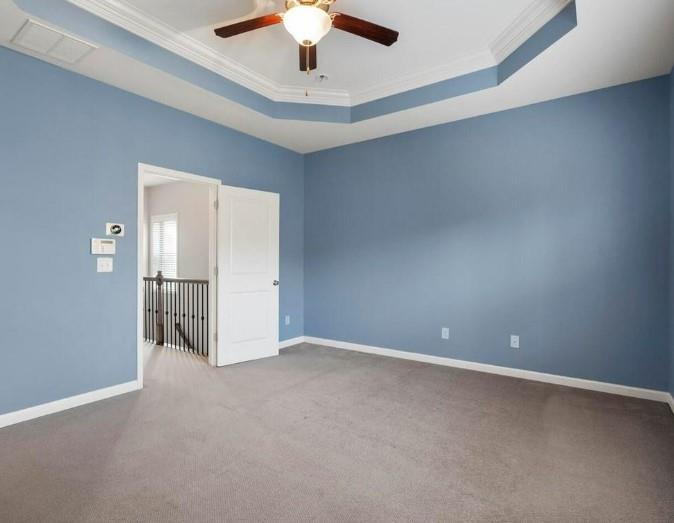 2123 W Village Lane SE