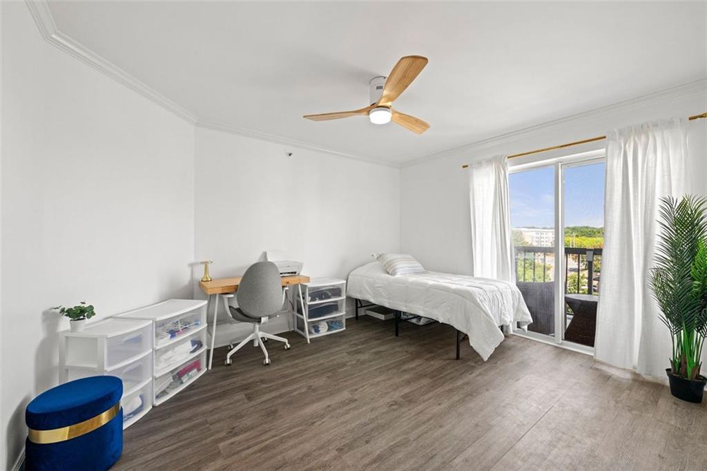 795 HAMMOND Drive Unit 713