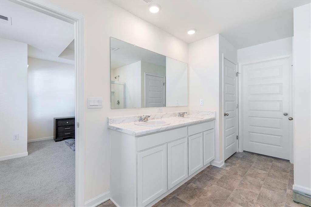 179 Hampton Circle