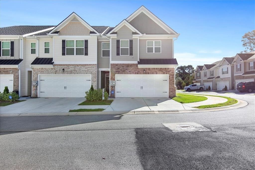 179 Hampton Circle