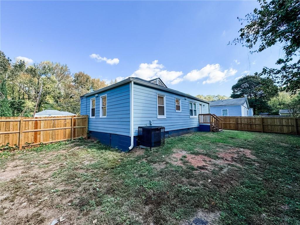 737 Lee Andrews Avenue SE