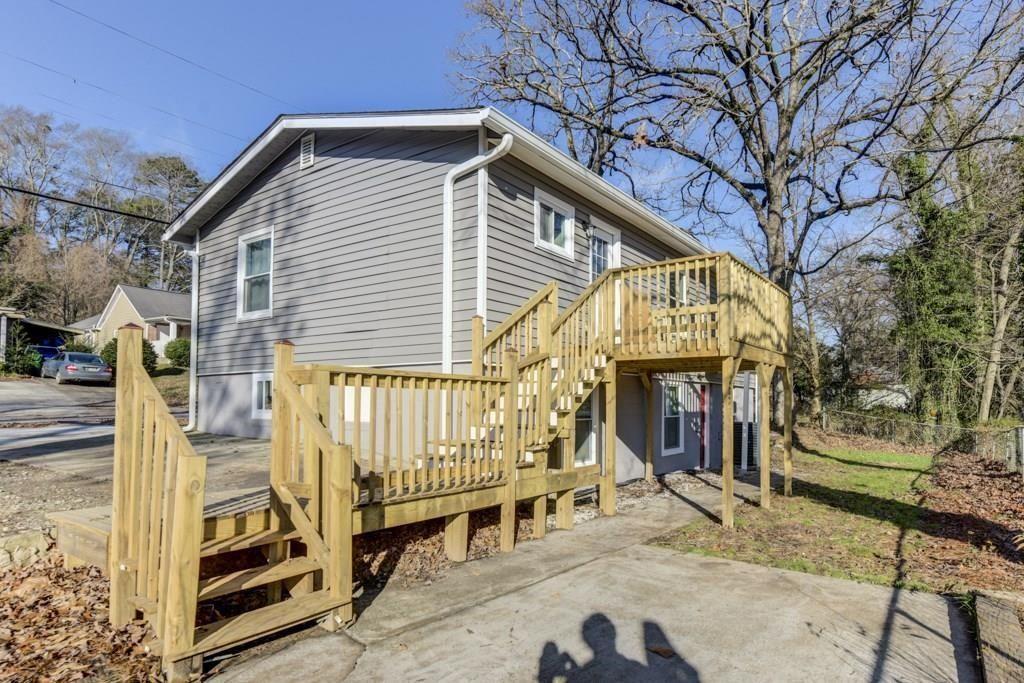 284 Barfield Avenue SW