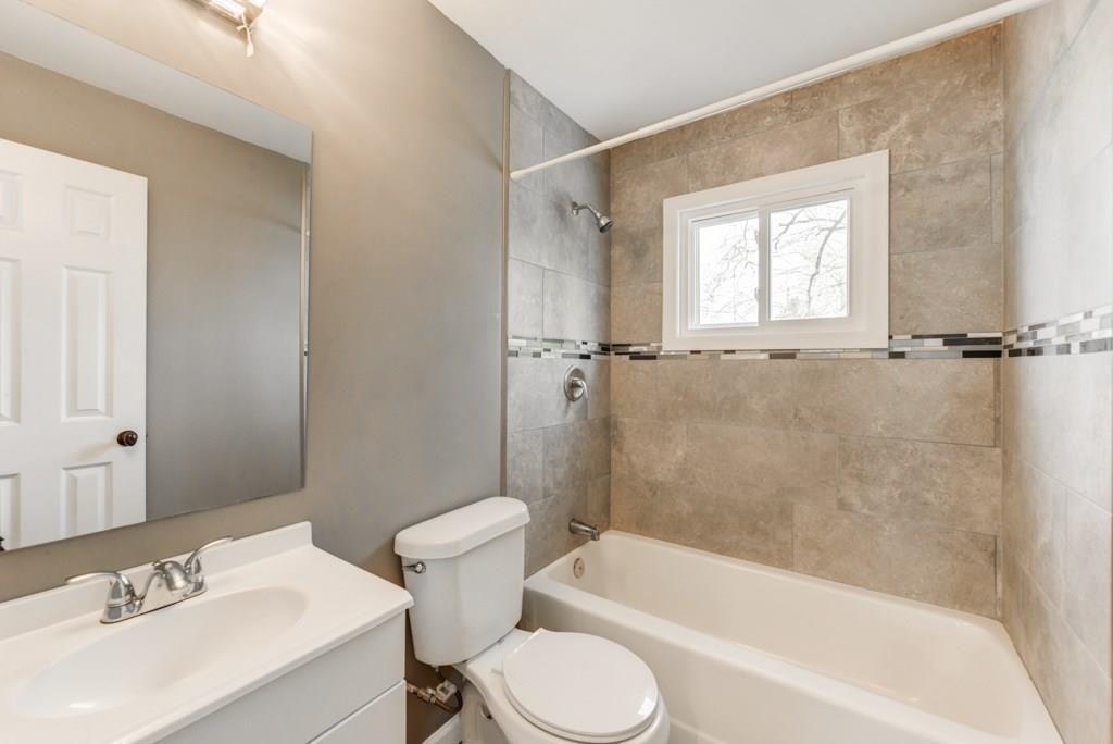 284 Barfield Avenue SW