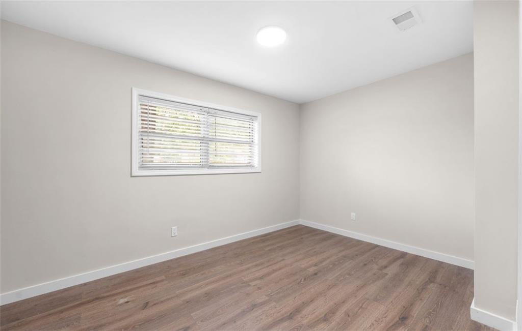 6402 KENSINGTON Court
