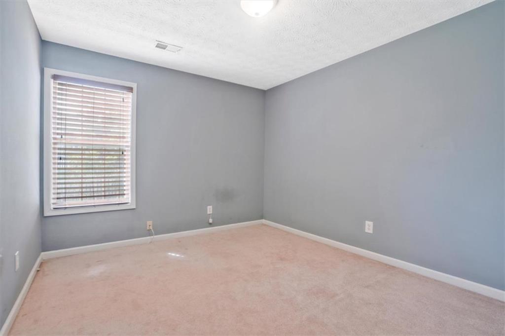 375 Shadetree Lane