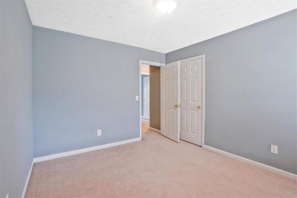 375 Shadetree Lane