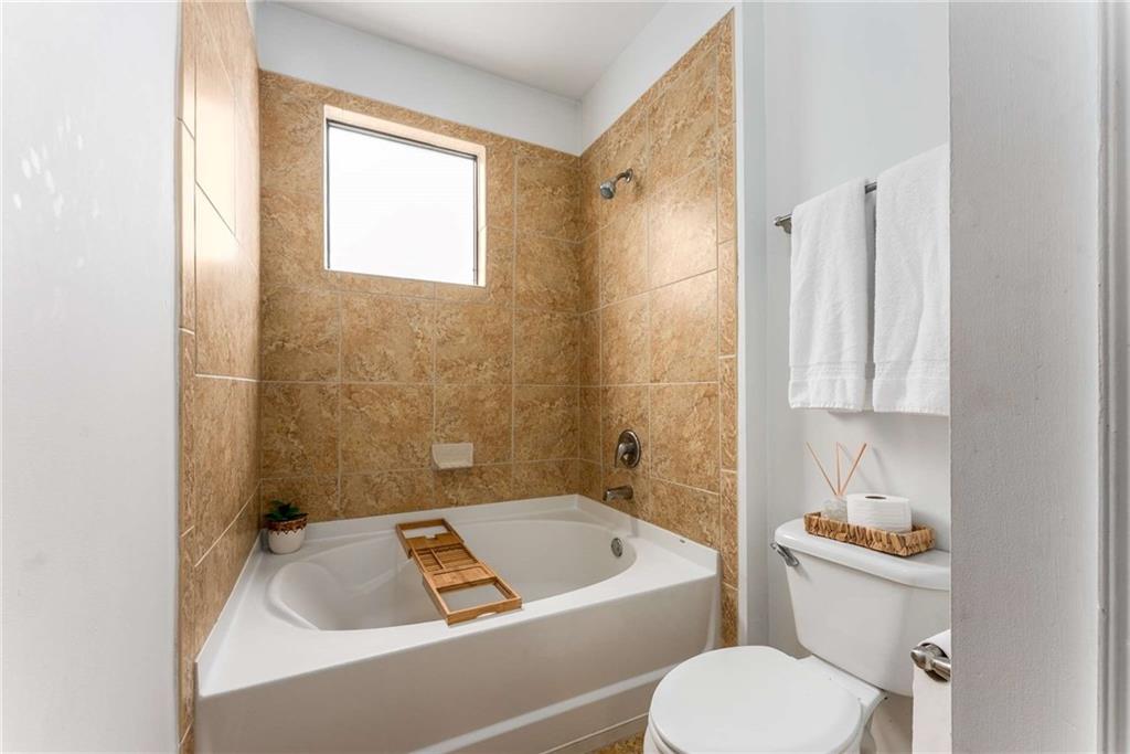 898 Oak Street SW Unit 1301