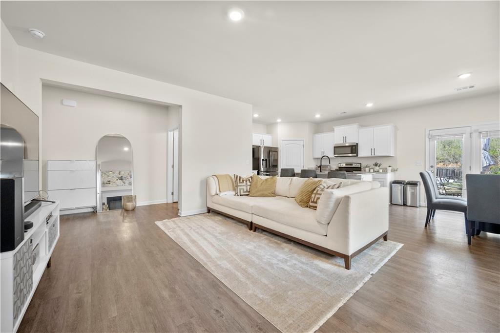 5184 Barberry Avenue