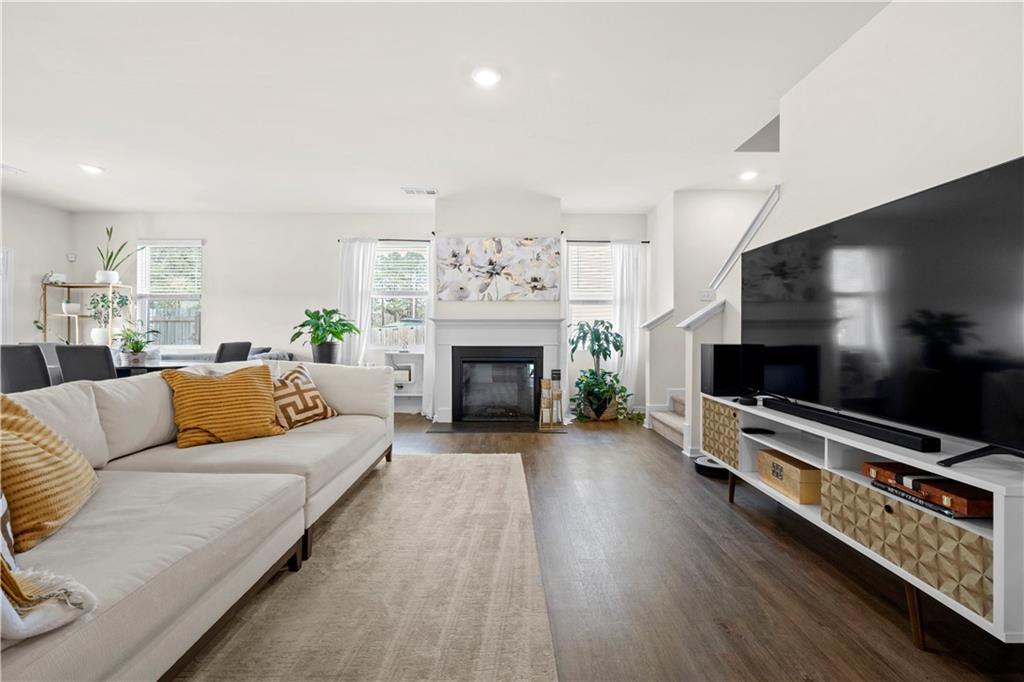 5184 Barberry Avenue