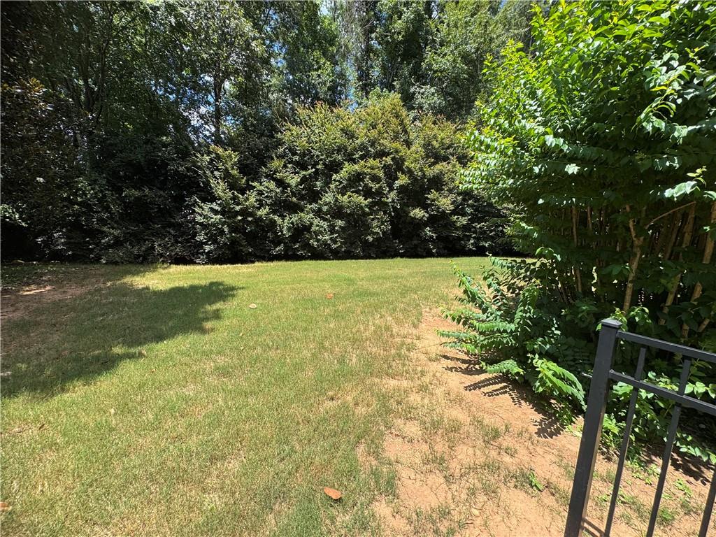 25 Inverleigh Row