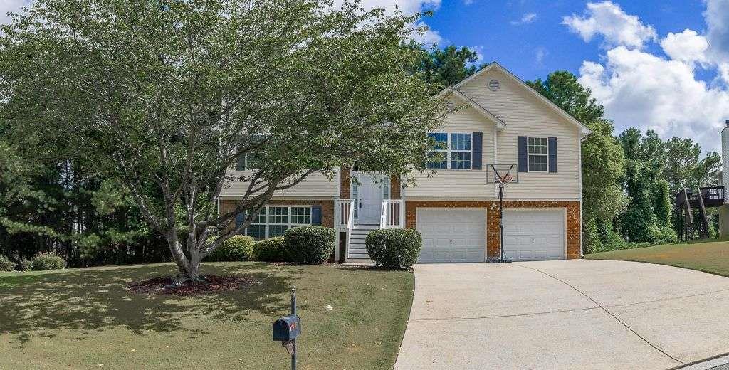 851 Walkingstick Drive